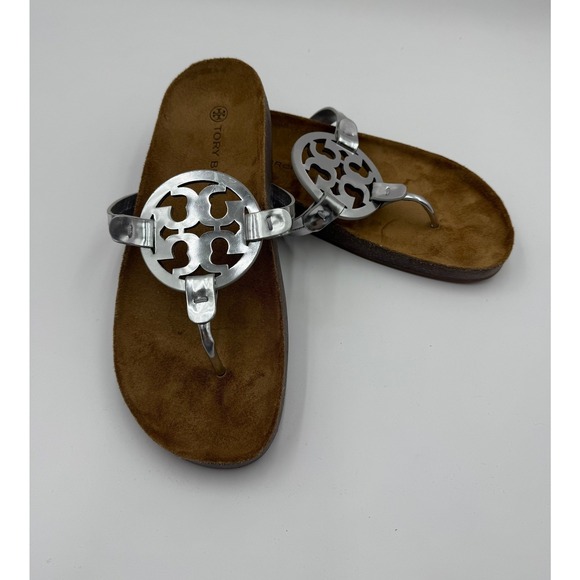 NEW Tory Burch Miller Cloud Metallic Medallion Thong Sandals 9W - Picture 4 of 5